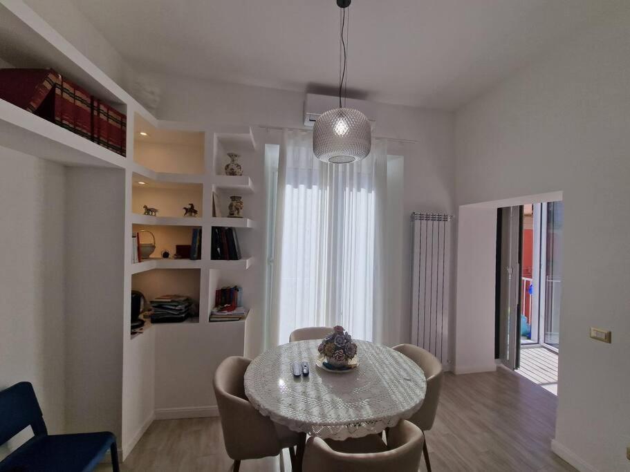 Ferienwohnung Pastel Blue House X 5 People In Corso Above Metro Montesanto Neapel Exterior foto